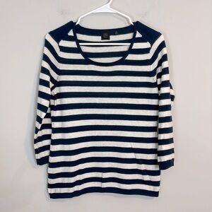Saks Fifth Avenue navy and white striped lightweight fall sweater size medium